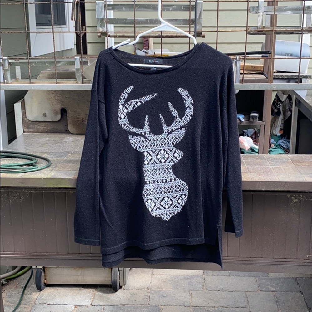 Deer sweater